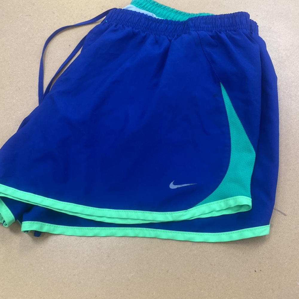 Nike Track shorts - Picture 3 of 3